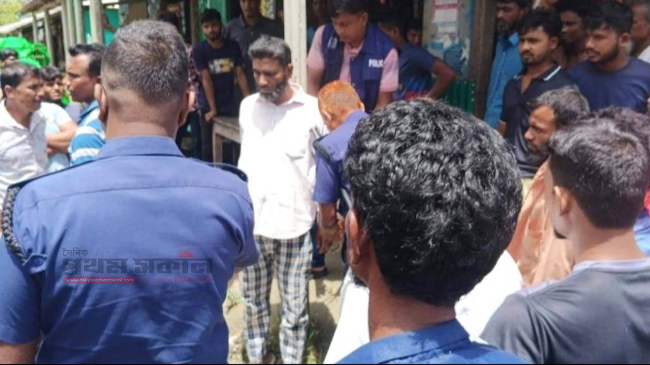 হাতিয়ায় স্কুল ছাত্রীকে ধর্ষণের অভিযোগে হেলাল উদ্দিন নামে এক যুবলীগ নেতা আটক