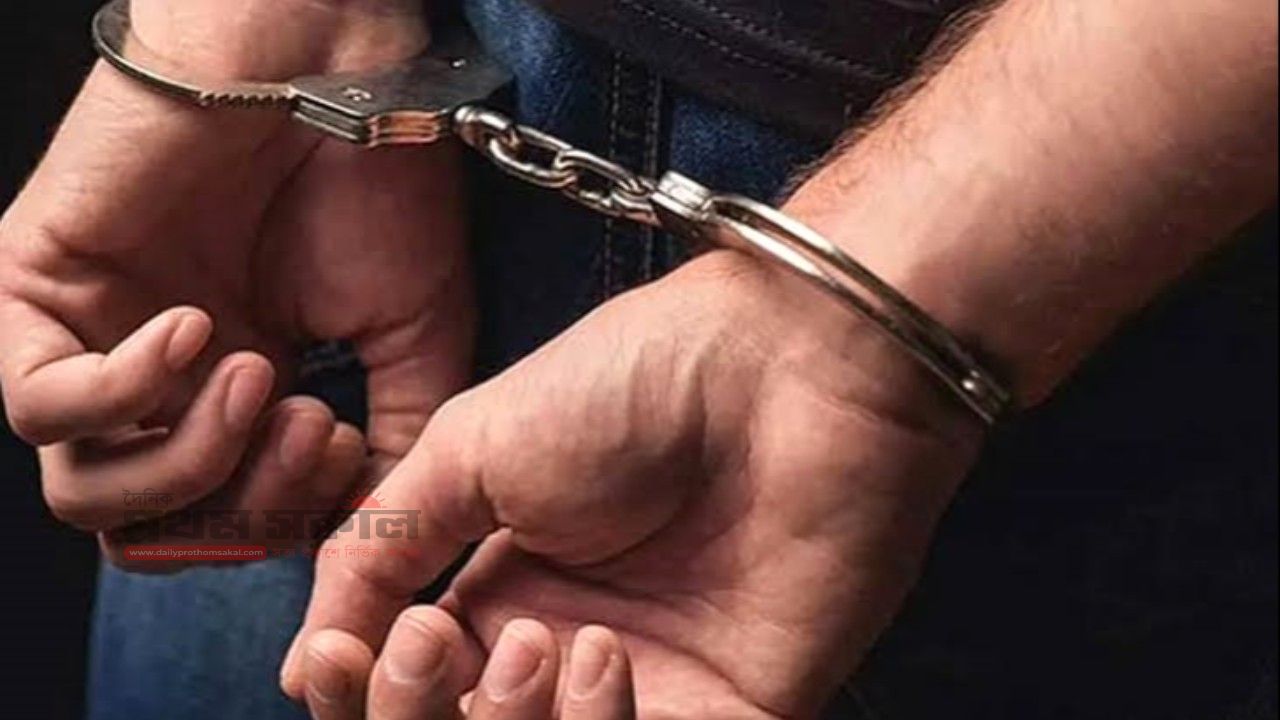 হাজারীবাগ থানার অভিযানে বিভিন্ন অপরাধে জড়িত মোট ১৫ জন গ্রেফতার 