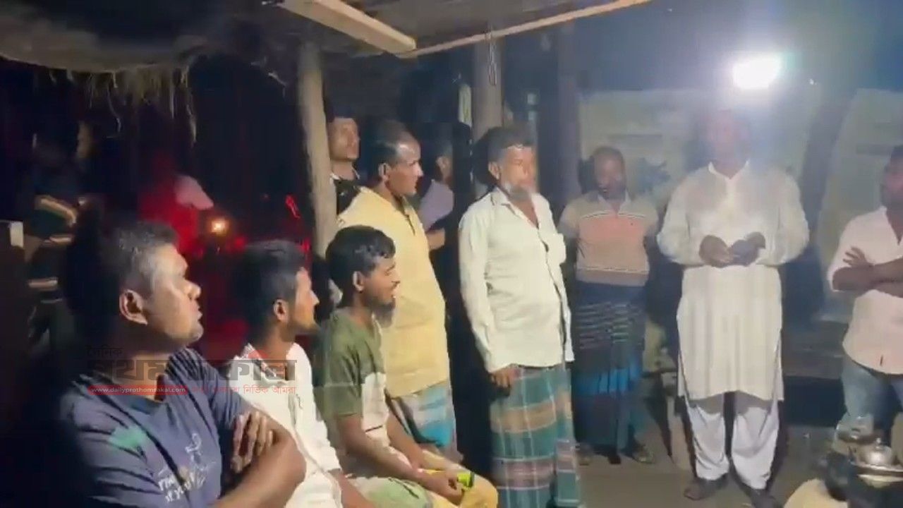 মধ্যরাতে গুয়াবাড়িয়ার হাটে-বাজারে পান্না হাজারী,বুকে জড়িয়ে নিলেন সাধারণ মানুষকে